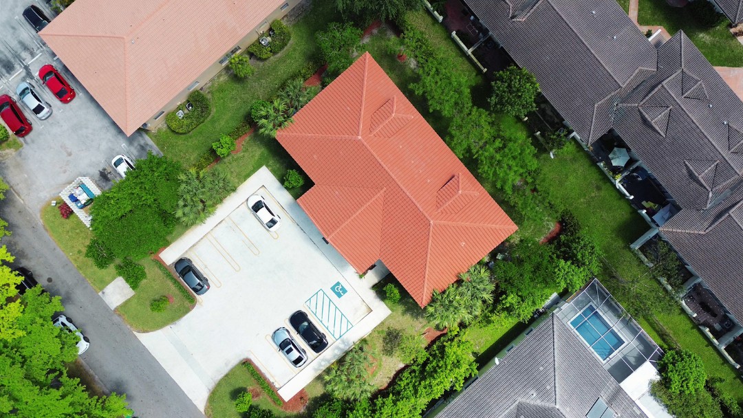 8706-nw35th-st-coral-springs-fl-33065-11