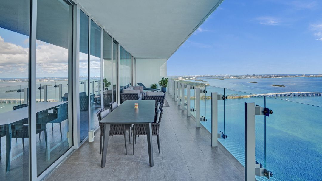 ksr-properties-listing-for-sale-700-north-east-26th-ter-apt-4702-miami-fl-13