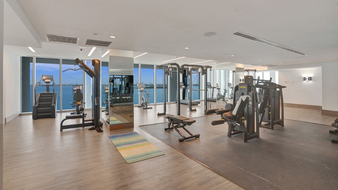 ksr-properties-listing-for-sale-700-north-east-26th-ter-apt-4702-miami-fl-15