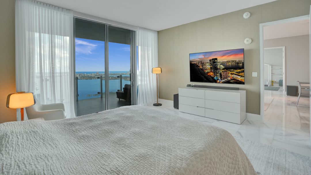 ksr-properties-listing-for-sale-700-north-east-26th-ter-apt-4702-miami-fl-9